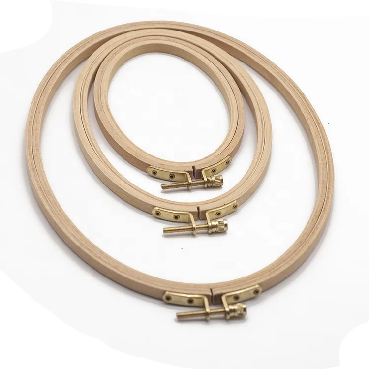 

29.5cm Oval Wooden Embroidery Hoop, Natural wood color