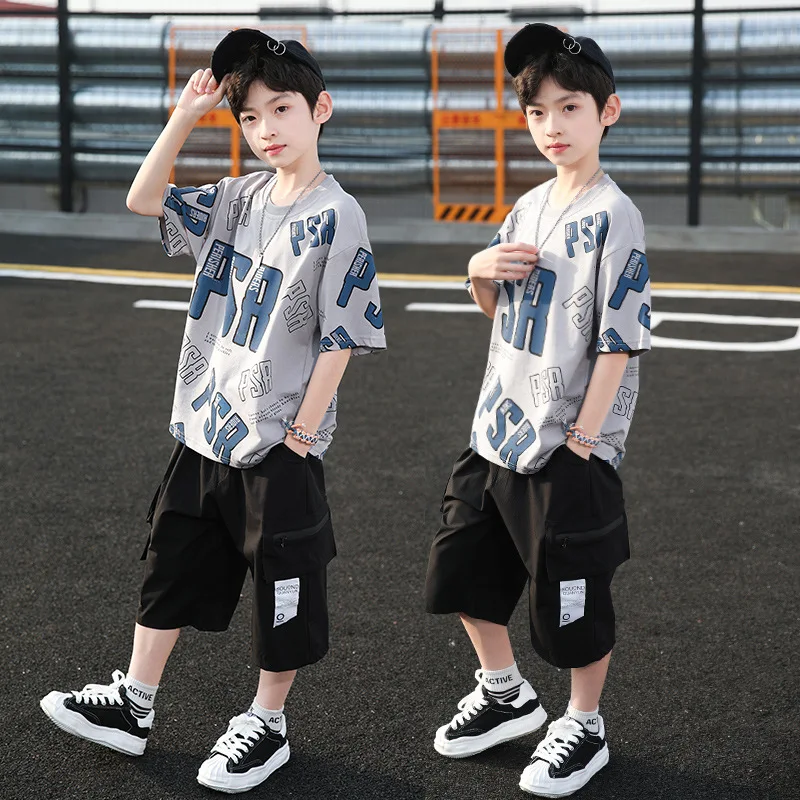 

New style fashion summer Boys hot sale printing short sleeve T shirt and shorts 2 pieces clothing set for kids, Picture shows