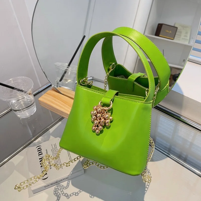 

2022 Summer New Bags Drop Shipping Plain PU Leather Tote Shoulder Purses Small Jelly Handbags Bag Women Handbags