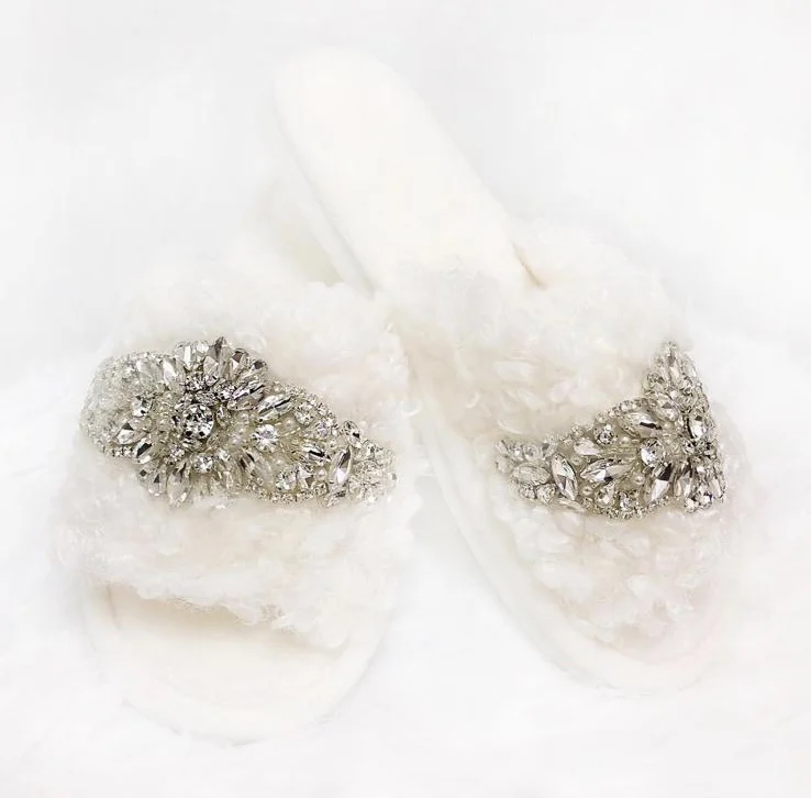 

Rhinestone wedding Slippers for Bride and Bridesmaid, Customized color