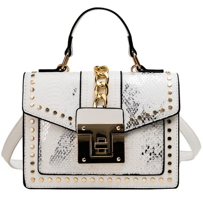 

Hot selling Summer ins super fire sequined bag female new Korean version of the wild one-shoulder messenger fashion portable bag