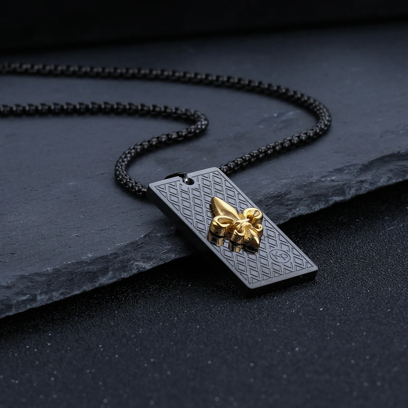 珠宝黑色魅力男士吊坠项链 - buy 男士项链不锈钢,时尚首饰男士项链