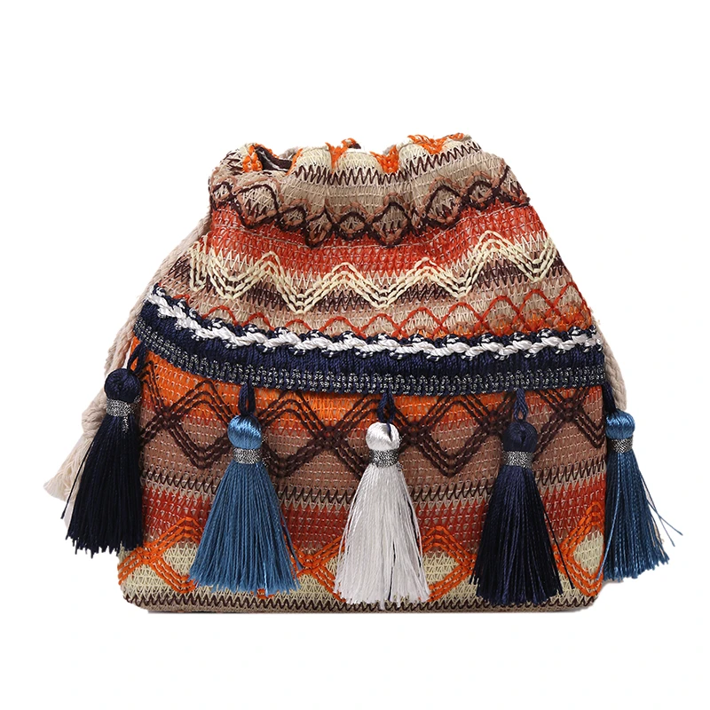 

Amazon new product Bohemian style tassel bucket bag female small bag fashion designer ethnic style tribal woman messenger bag