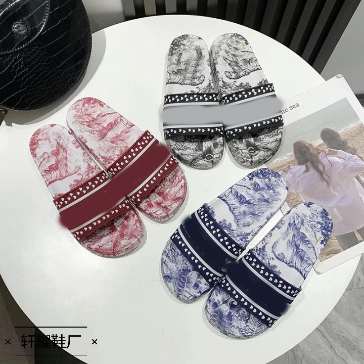 

Tide Brand Couple Pattern Printed Non Slip Beach Indoor Bedroom House Home Fashion Ladies Women'S Slippers Slides Slippers, Multi color
