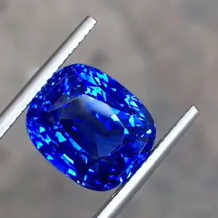 

royal luxury precious gemstone jewelry finding 12.58ct Sri Lanka natural unheated royal blue sapphire loose stone