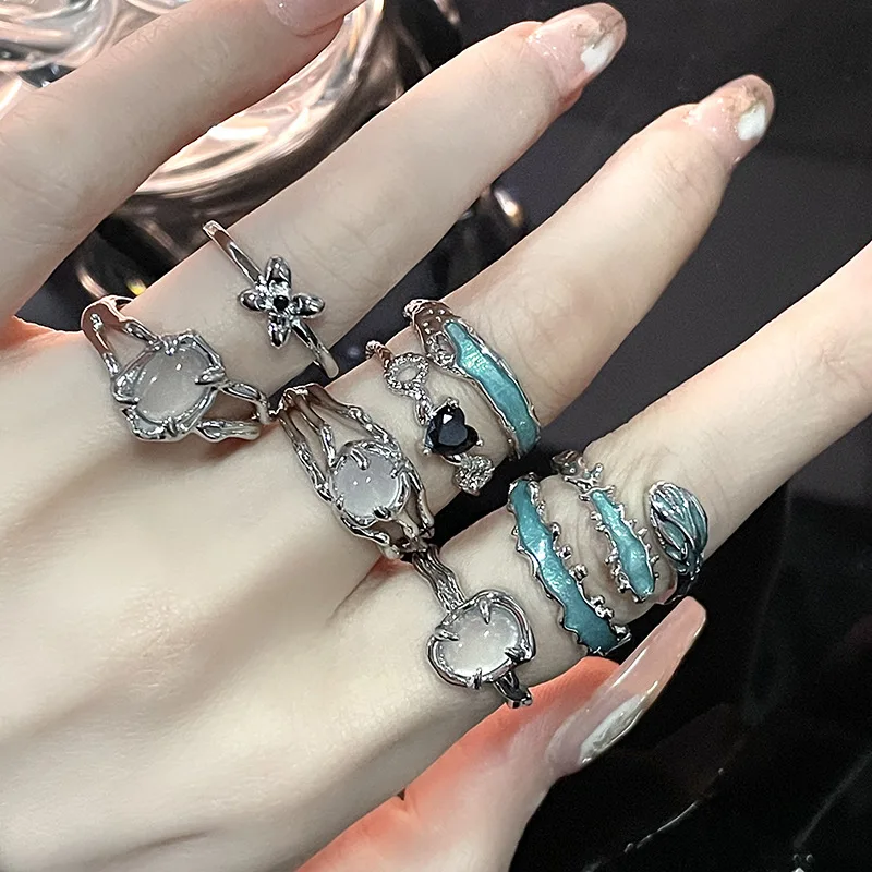 

Vintage Heart Snake Flower Female Open Finger Ring for Women Cute Happy Adjustable Rings Jewelry