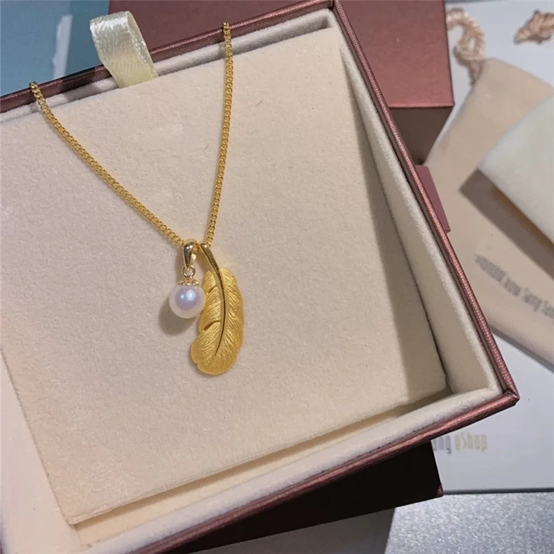 

Simple Classic Jewelry 18K Gold Plated With Pear Pendant Necklace For Women Men Gold Feather Leaf Chian Necklace