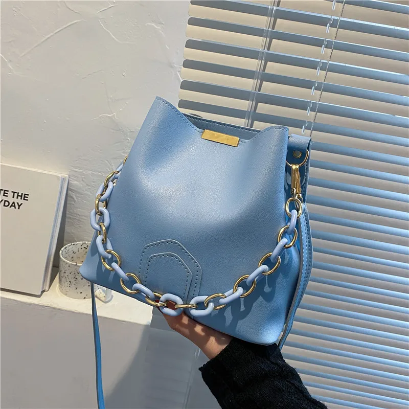

L230 street style female pu leather new fashion chain bucket bag custom mini one-shoulder crossbody handbags, Khaki, blue, black, beige