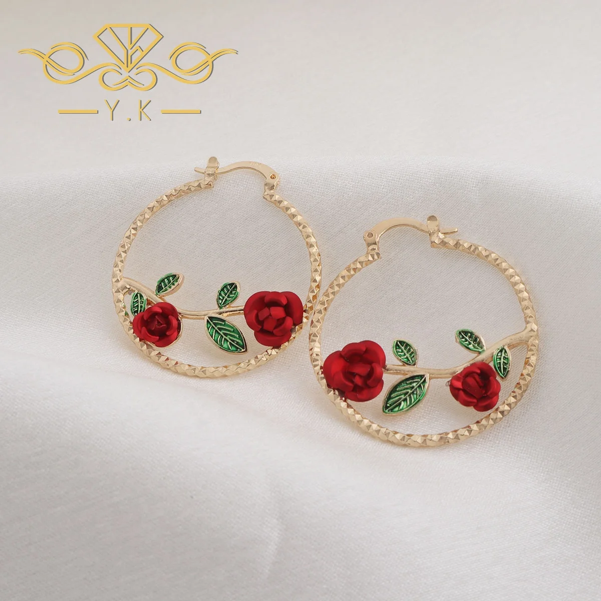 

Wholesale Factory Price 18k gold Cinnabar Red Rose 3D flower Golden Branch Circle Big Hoop 21524 Earrings