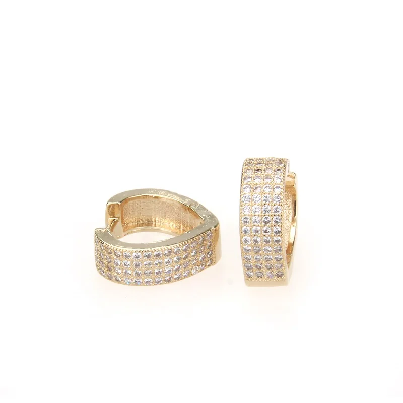 

Gold Plated Brass With White Cubic Zirconia Heart Earrings Women Fashion Party Simple Jewelry Stud Earrings Gift, Gold color