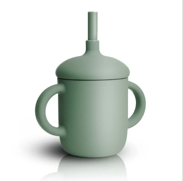 

Amazon Hot sale silicone Baby toddler Bottle with straw BPA Free portable unbreakable food grade silicone Kids training cup