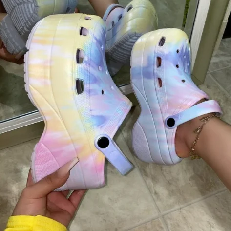 

Hole Muti Color Wholesale Slipper For Outdoor Women's Classic Tie-Dye Platform Slippers