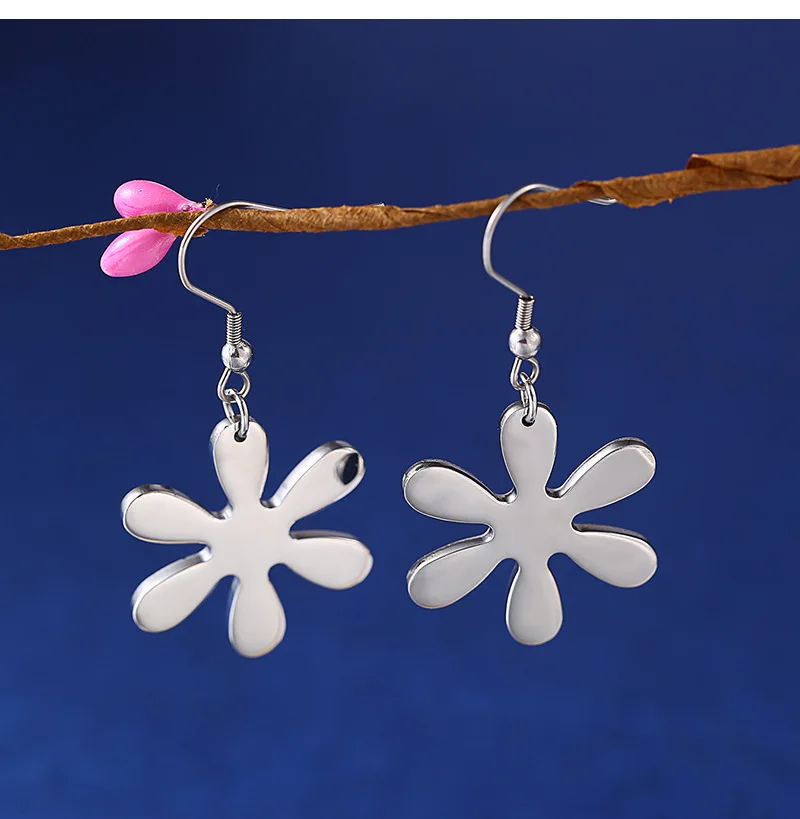 

Wholesale Stainless Steel Flower Shape Silver Drop Earrings for Women