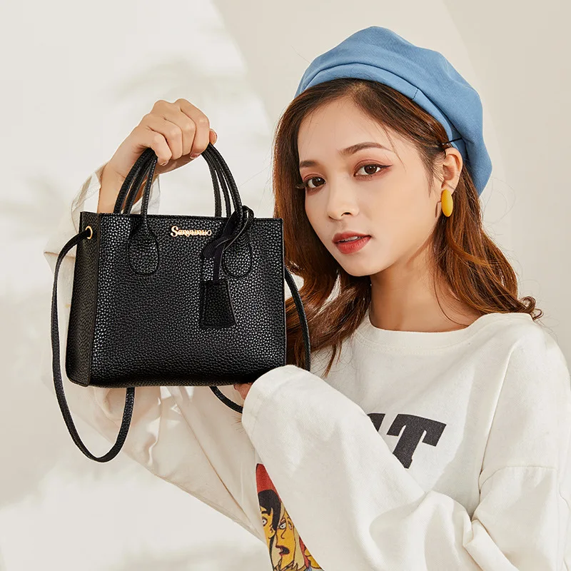 

2022 Fashion European and American style fashion handbag spring designer bag clear fashion tote bags with texture