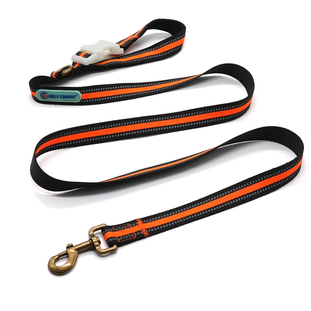 

Belt Crown Strong and Durable Traditional Style Leash with luminous buckle, Customized color
