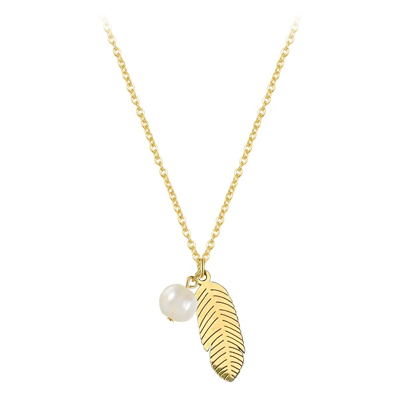 

Latest 18K Gold Plated Stainless Steel Jewelry Chain Natural Pearl Feather Pendant For Women Accessories Necklaces P223320