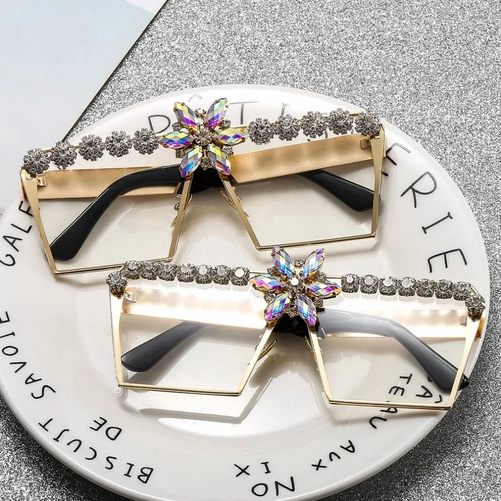 

Large Square Frame Luxury Diamond Flat Mirror Square Shiny Crystal Sunglasses in Stock, Colors