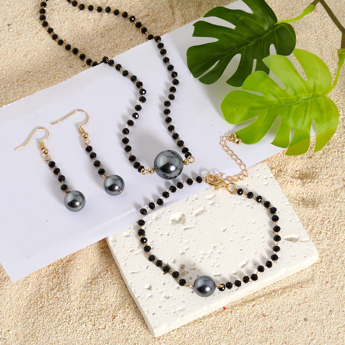 

In stock 3 pcs crystal shell pearl jewelry necklace earrings Hawaiian jewelry set