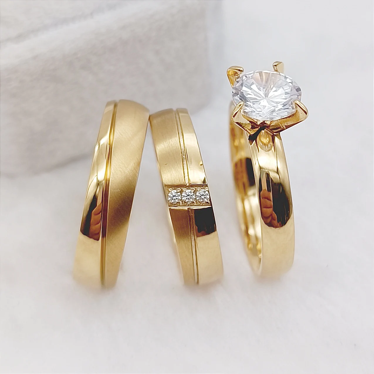 24K Gold Stainless Steel Wedding Bands 3pcs Classic Bridal Sets Love Lovers Number Wedding Rings 18K Discount Fashionable Styles