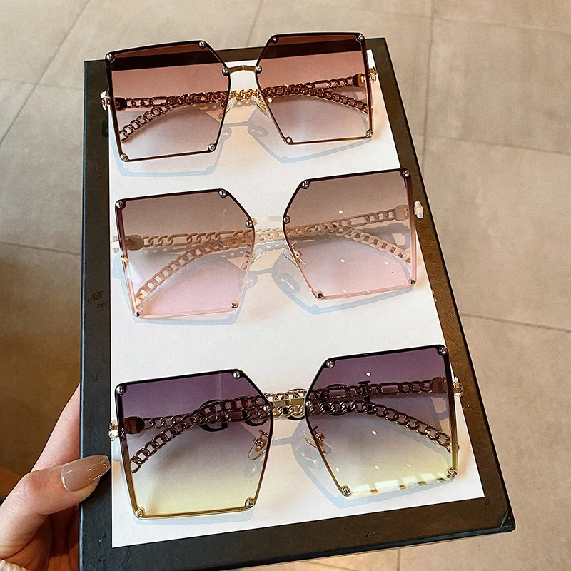 

High Quality Vintage Rimless Square Alloy Chain Frame Rivet Metal Frame Gradient Women Sunglasses 2021