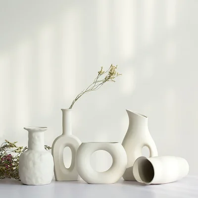 

Drop Shipping Modern Decorative Handmade Art Porcelain Matte White Ceramic Pot Irregular Flower Vase Nordic INS Style, Matt white