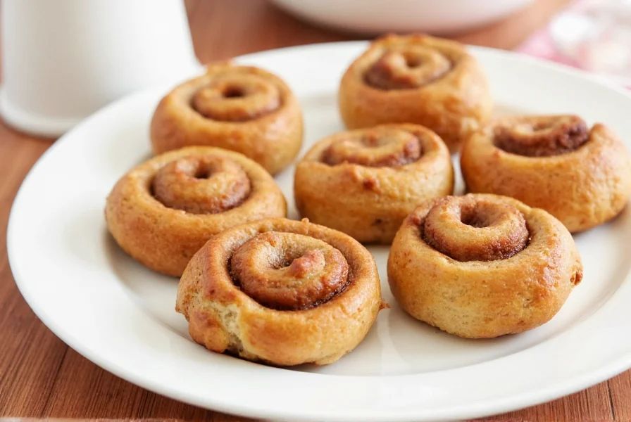 Step-by-step quick cinnamon bun preparation