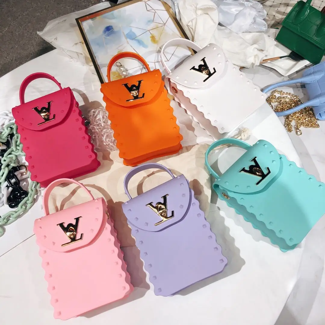 

2021 Fashion Luxury Designer Ladies Shoulder Crossbody Bag Women Purses And Handbags Cute Kids Famous Brands Jelly Rivet Handbag, 16 colors, and customized color