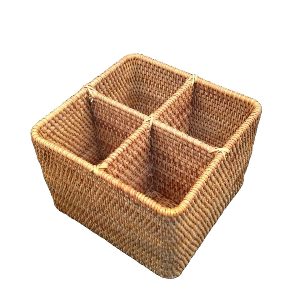 

4-compartment Rattan hand woven fruit storage basket serving wicker tray basket home Storgae Box Snack candy box, Natural