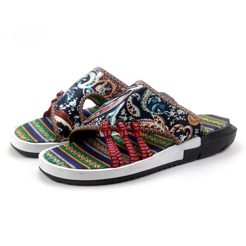 

2021 spring and summer new men's trendy fashion canvas slippers outdoor beach shoes European and American large size wholesale, White, color