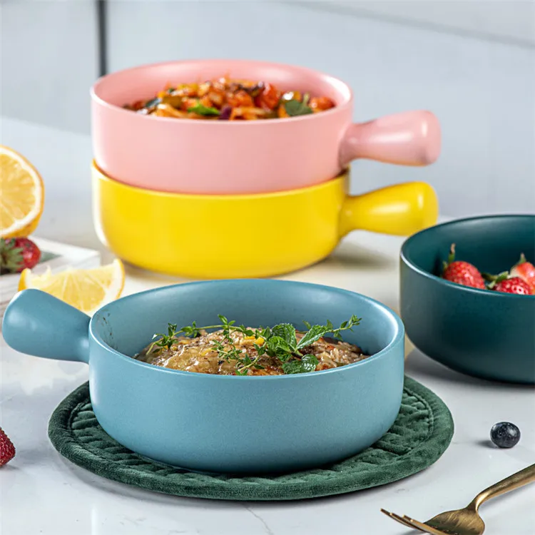 Hot sale new design multi-color durable round shape porcelain noodle bowl with handle.jpg
