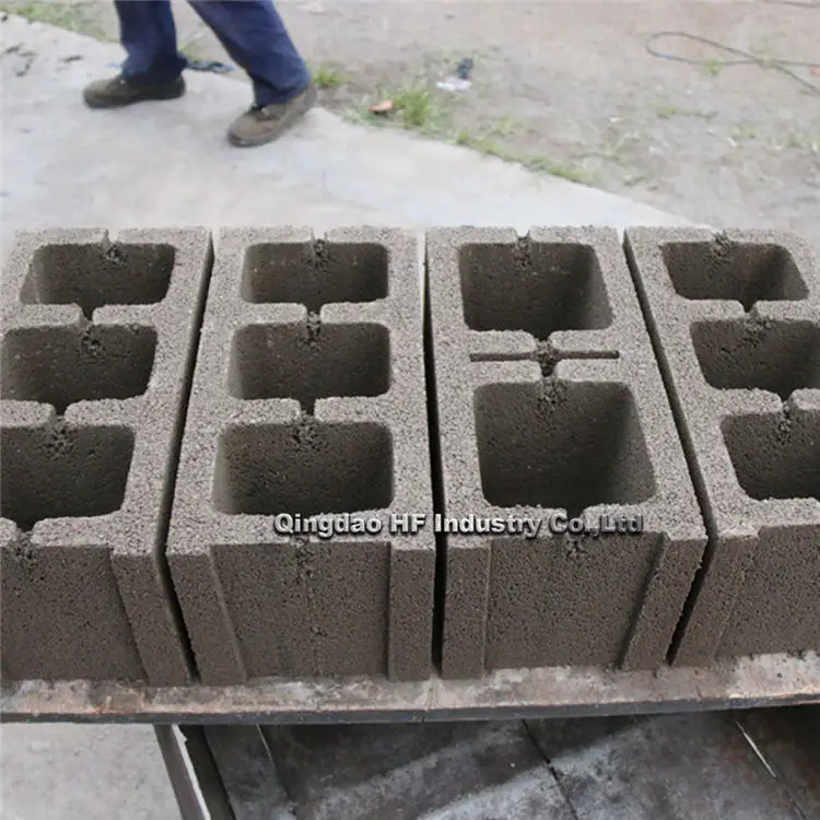 
QT4-35 Manual Concrete Interlocking Paving Blocks Making Machine 