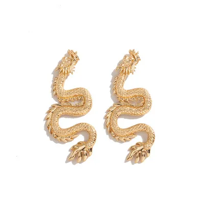 

Popular Fashion Retro High Grade Dragon Earrings Golden Silver Plated Personality Dragon Claw Earrings