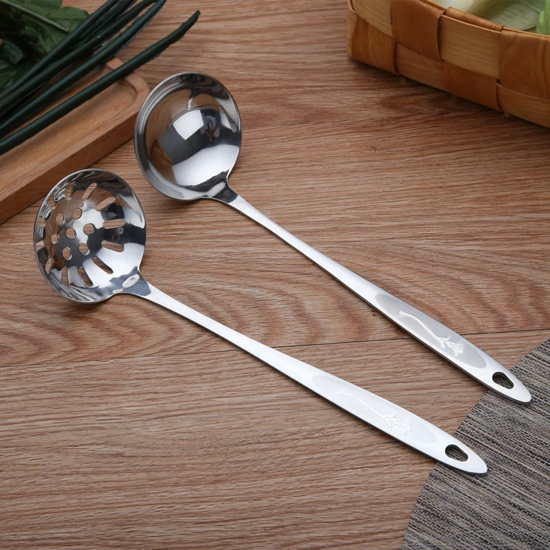 hot pot spoon with hook hot pot spoon holder Used For Cooking Oil Leaking Utensils Household Spoons. Oil Separator Spoon hot pot spoon strainer Hot Pot Slotted Soup 