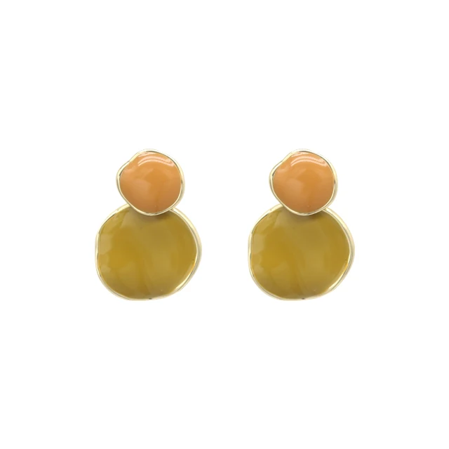 

fashion style lady ear stud for girls resin and copper