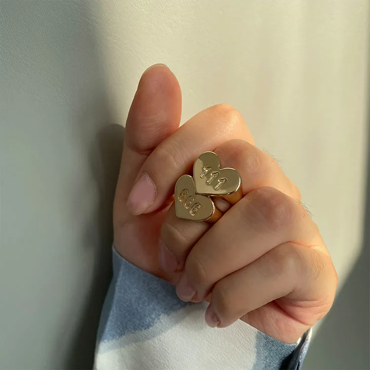 

Vintage custom fashion heart shape engraved letter angel number rings wholesale, Picture color