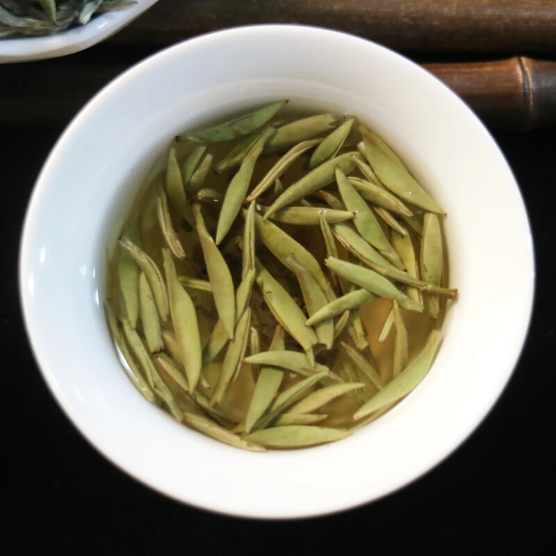 Top Quality Chinese Organic White Tea Silver Needle Bai Hao Yin Zhen Tea - 4uTea | 4uTea.com