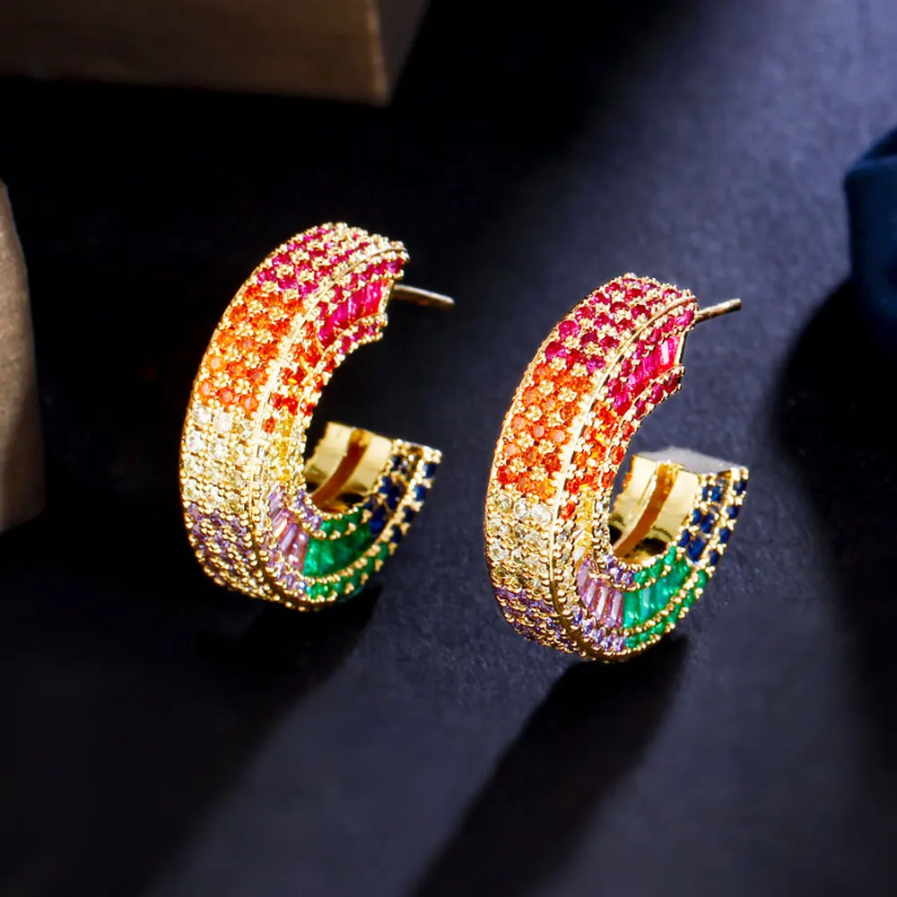

Luxury Dainty Half Round C Shape Multicolor Rainbow CZ Women Hoop Earrings 18k Gold Plated Heavy Cubic Zirconia Party Jewelry