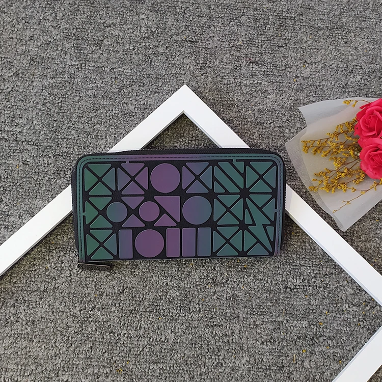

Refpective Purse Long Wallet Iridescent Women Purses Colorful Wallets Holographic Purse With Clip Geometric Luminous PU Wallets