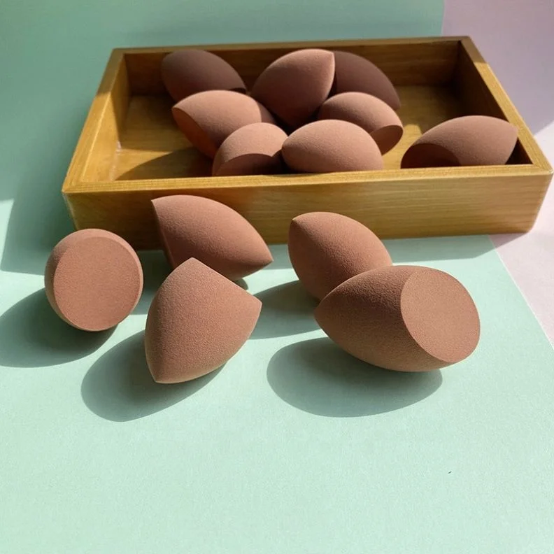 

Chocolate Beveled Dualuse Egg Makeup Sponge in Stock