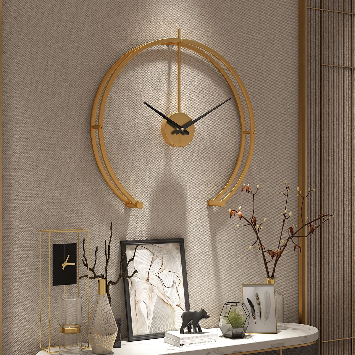 

Drop Ship Fashion Metal 50cm Semicircle Iron Wall Clock Mute Gold Watch Wall Clocks For Wall Decoration Metal