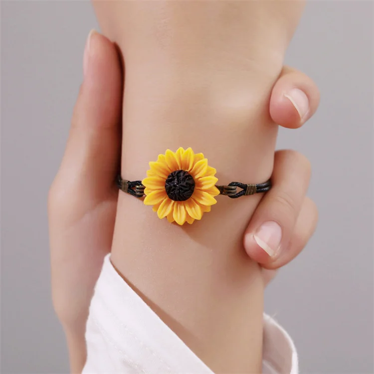 

Retro cute ladies black leather rope sunflower bracelet fashion wedding party jewelry gifts