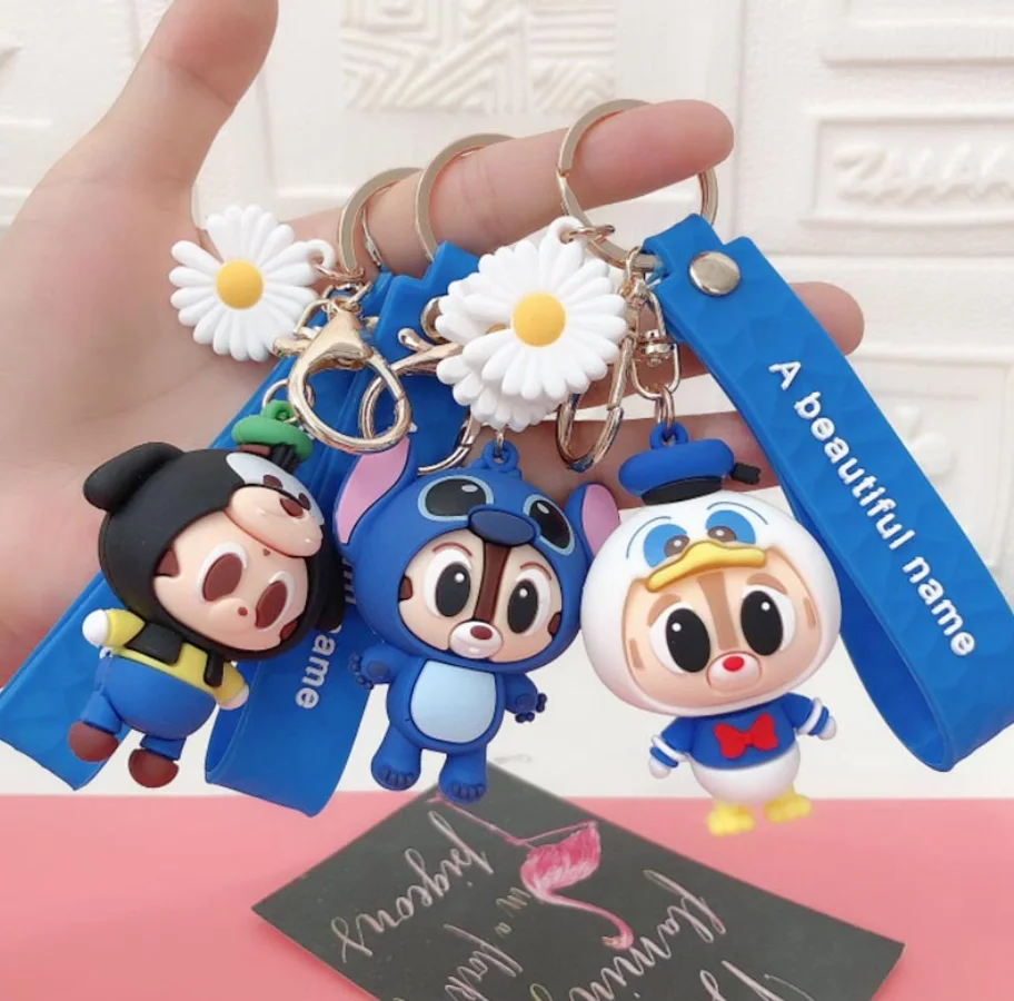 

Anime Mickey MInnie Donald Daisy duck Chip dale Stitch Keychain Cute PVC figure dolls Car Key holder kids Toy, Colorful
