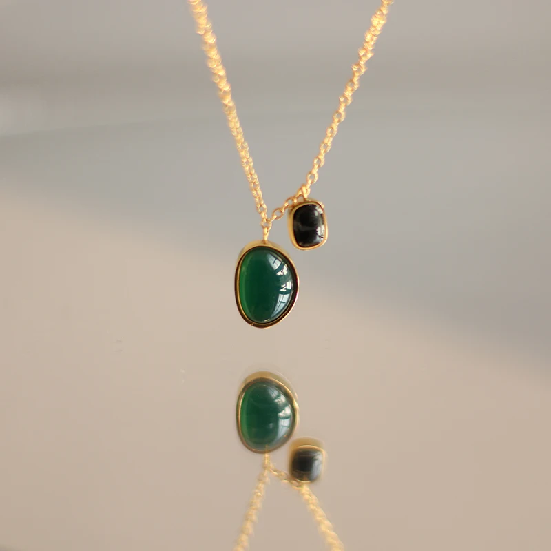 

Victoria luxury irregular green jade stone pendent necklace earring set, Gold