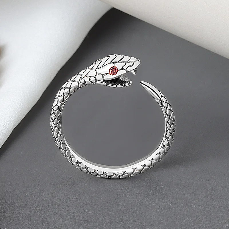 

Wholesale Fashion Retro Silver Color Snake Adjustable Rings For Men And Women