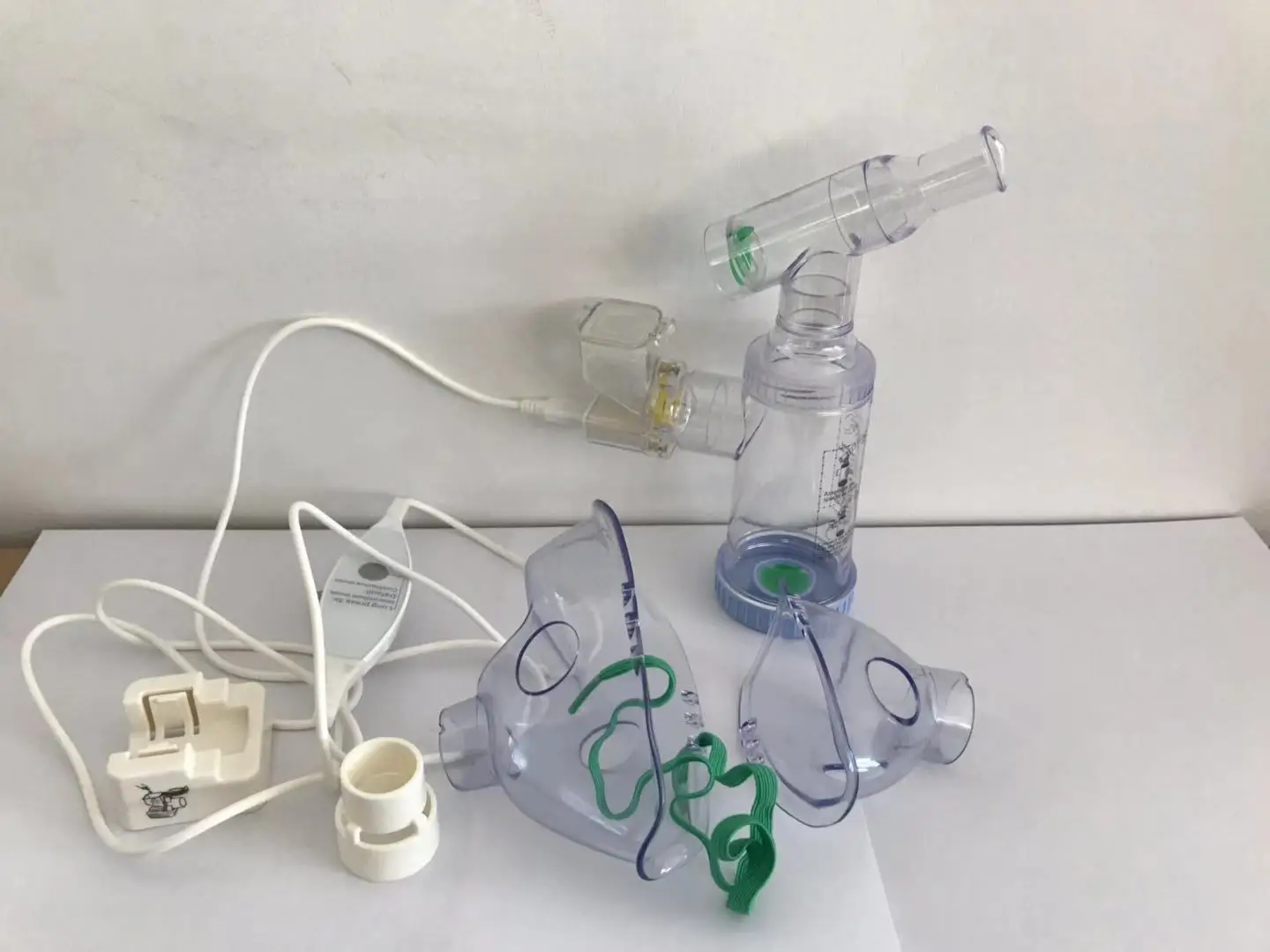 nebulizer whole.jpg