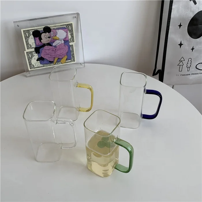 

UCHOME ins creative four-color handle simple and fresh glass milk cup square water cup