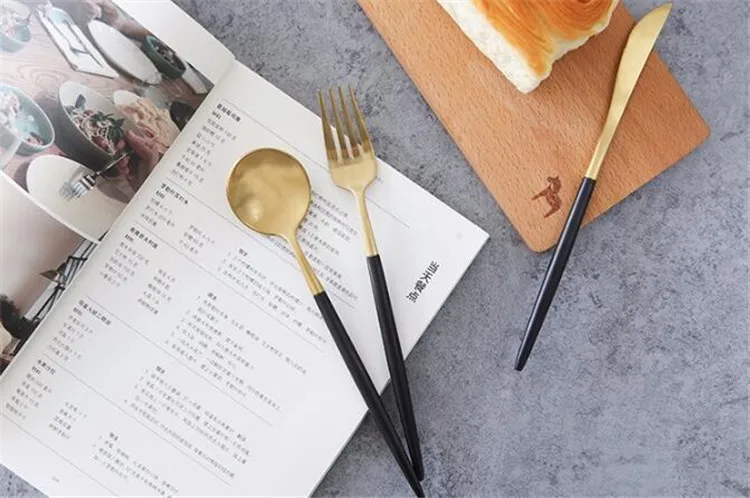 gold black cutlery (8).jpg