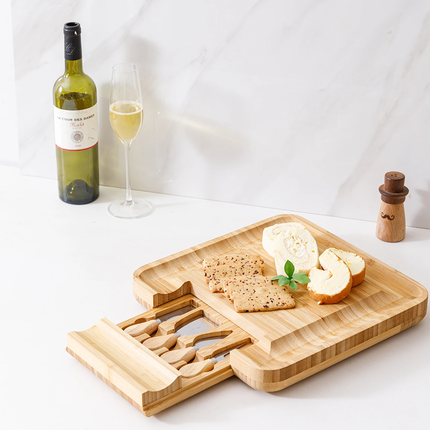 

Bamboo Cheese Board and Knife Set Wood Charcuterie Platter and Serving Meat Cheese Board with Slide-Out Drawer for Cutlery, Natural bamboo color