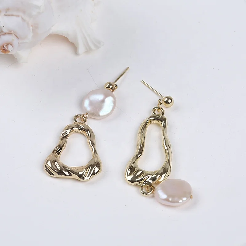 

11-12mm New Fashion Good Designs Freshwater Coin Shape Pearl Earrings, White
