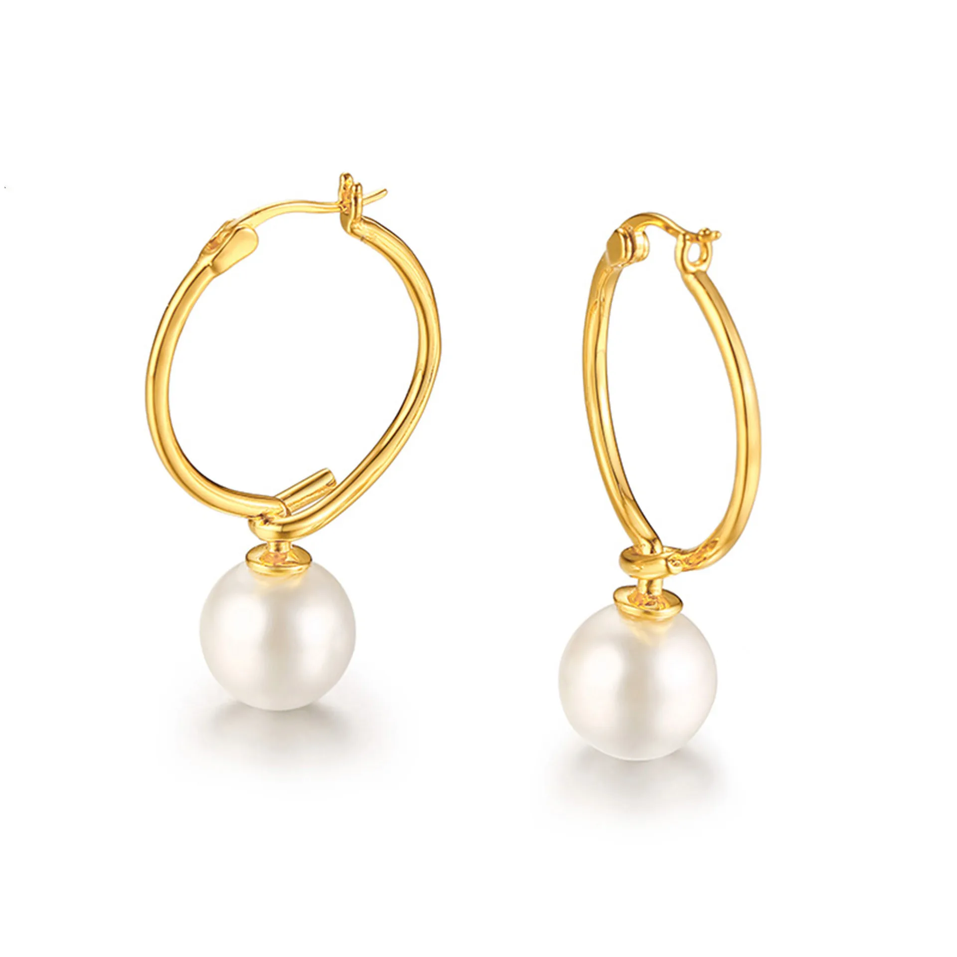 

French New Design Inlaid Freshwater Pearl Earring Fashionable Simple Real Gold Plating Pearl Round Circle Huggie Earrings